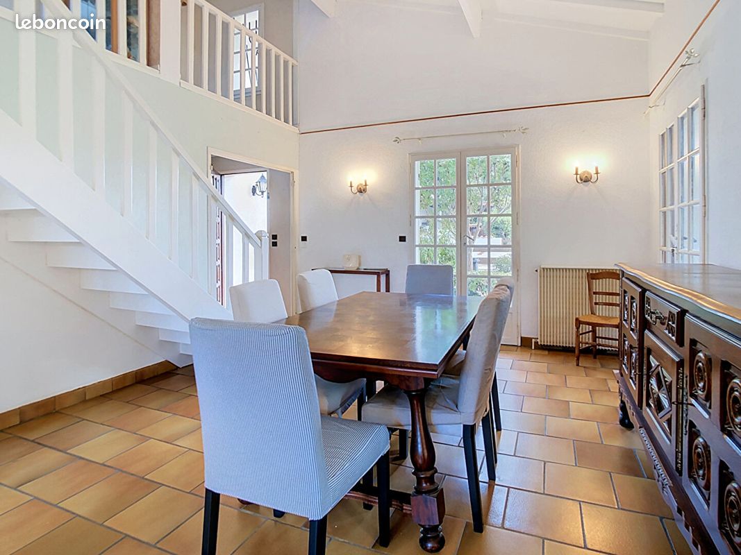 Appartement 5 pièces 124 m² · à Villenave-d'Ornon · 124 m² · 1 775 €/mois