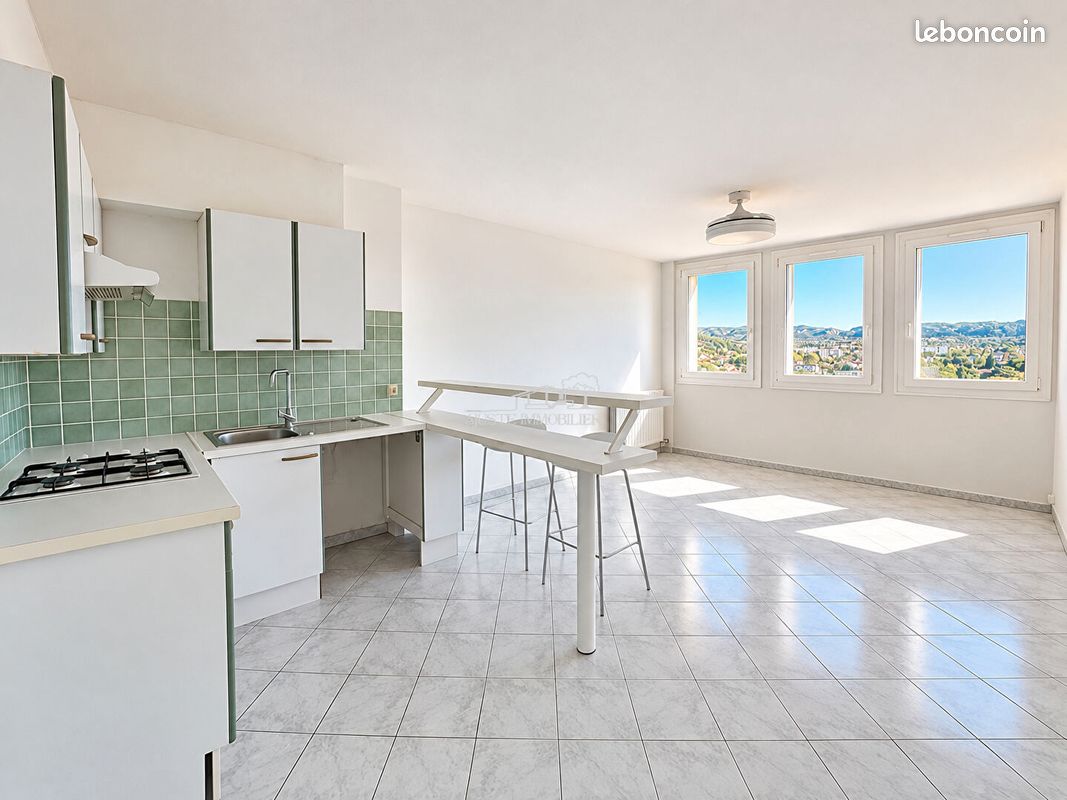 Appartement 2 pièces 38 m² · à Marignane · 38 m² · 592 €/mois