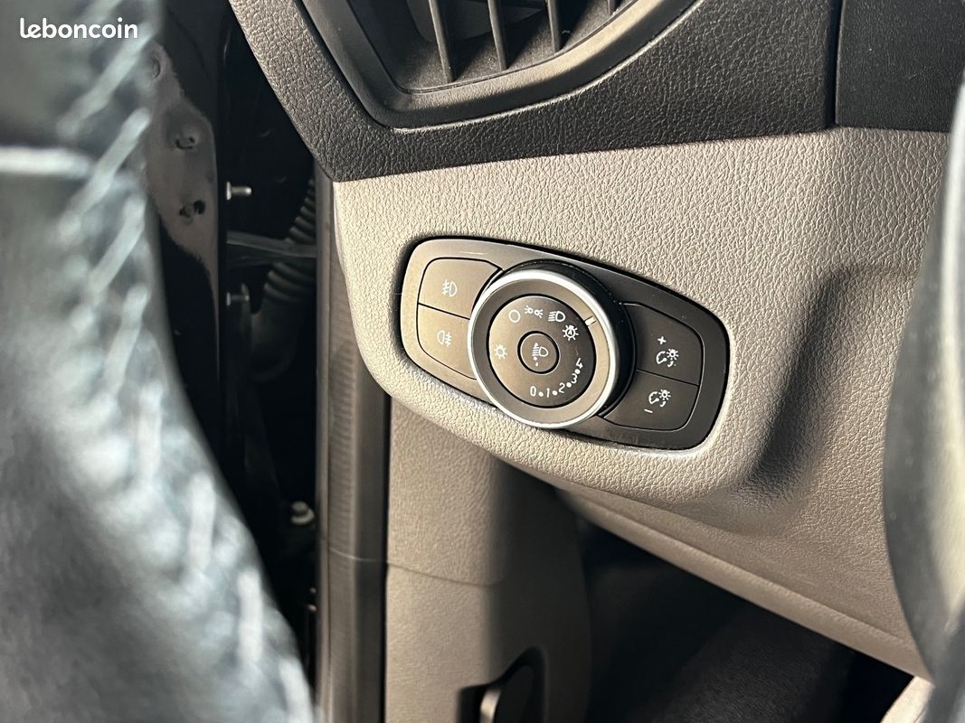 FORD TRANSIT CONNECT KOMBI VAN E85 L1 1.0 E100 Active - Carplay - Caméra de recul (image 32)