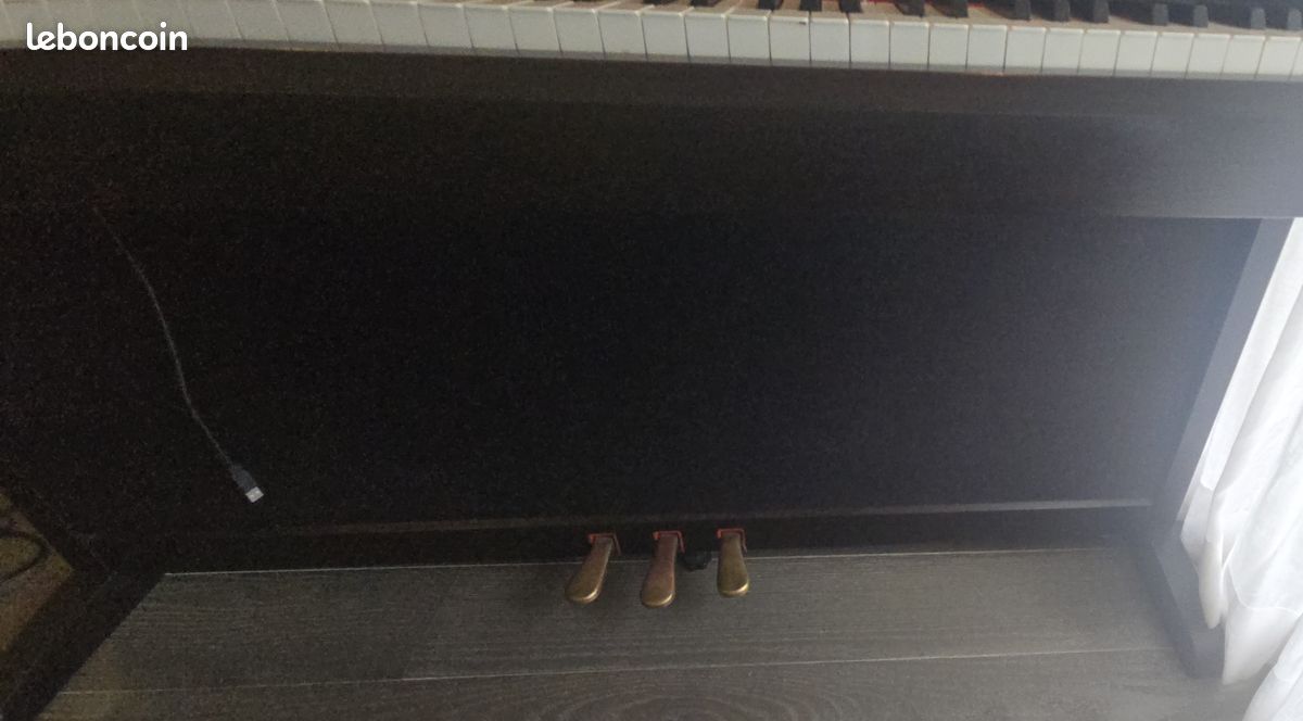 Piano yamaha clavinova cvp-305 (image 5)