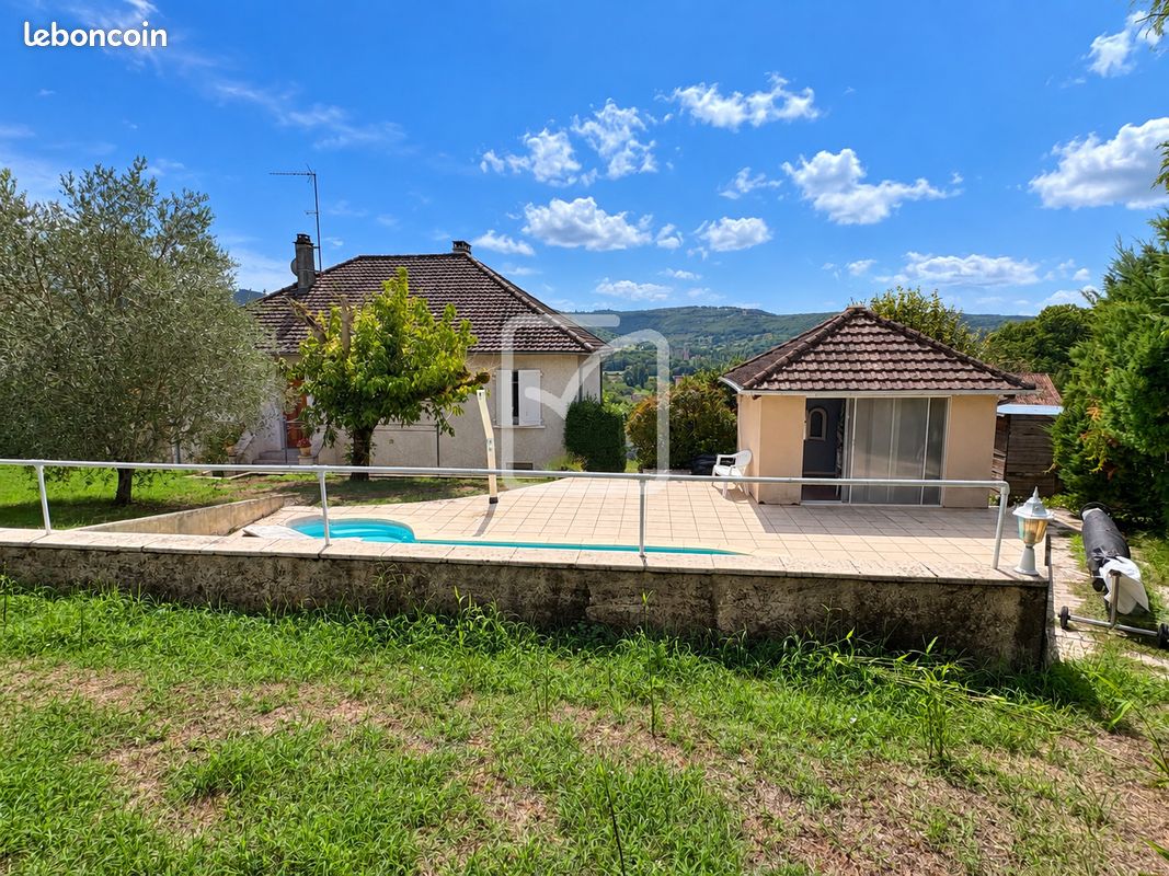 Maison 5 pièces 112 m² · à Saint-Laurent-les-Tours · 112 m² · 220 000 €