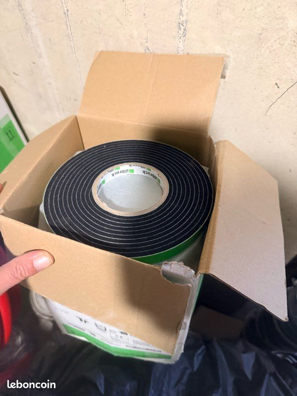 Compris bande pour fenêtre et porte (image 1)