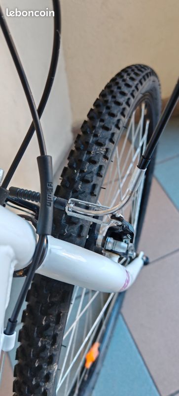 VTT Femme Specialized Riata – Plusieurs Tailles – Neuf En Boîte – Gris/Noir