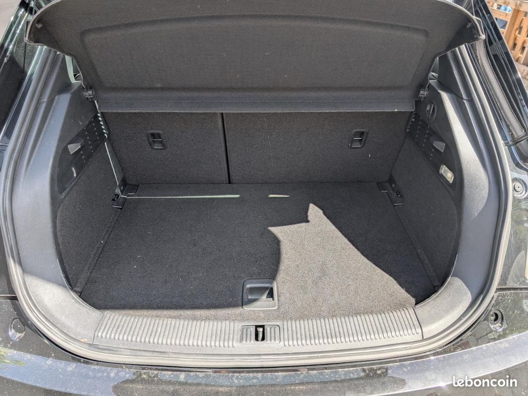 AUDI A1 1.4 TDi 90ch S-Tronic SPORTBACK Ambition Luxe PHASE 2 (image 17)