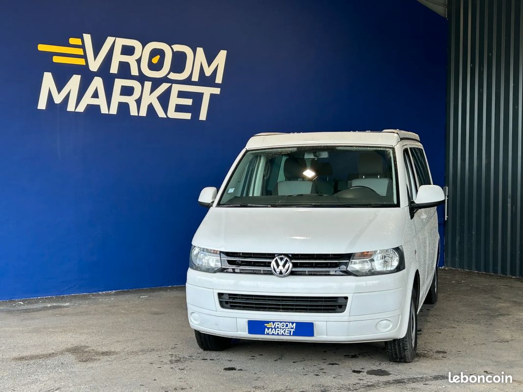 VOLKSWAGEN Multivan 2.0 D 140ch Confortline - 2014 - 165 000 km - Toit relevable - GARANTIE 6 MOIS (image 3)