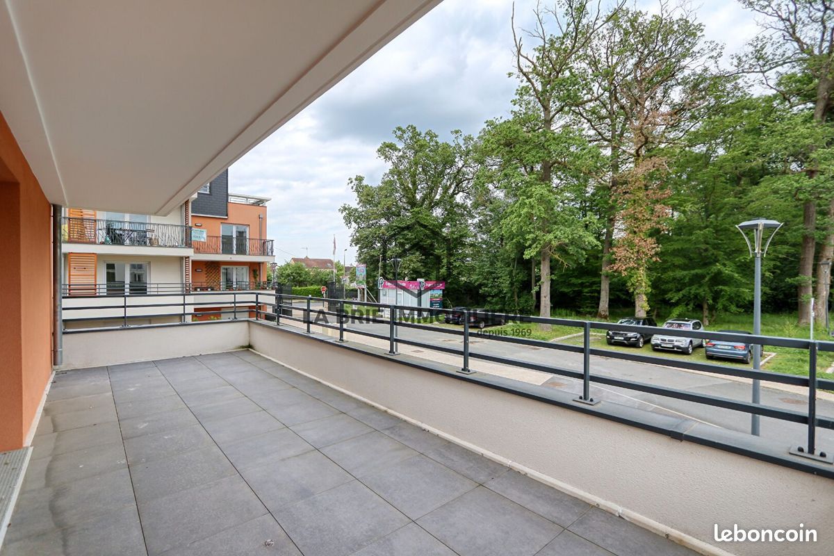 Appartement 4 pièces 70 m² · à Émerainville · 70 m² · 356 000 €