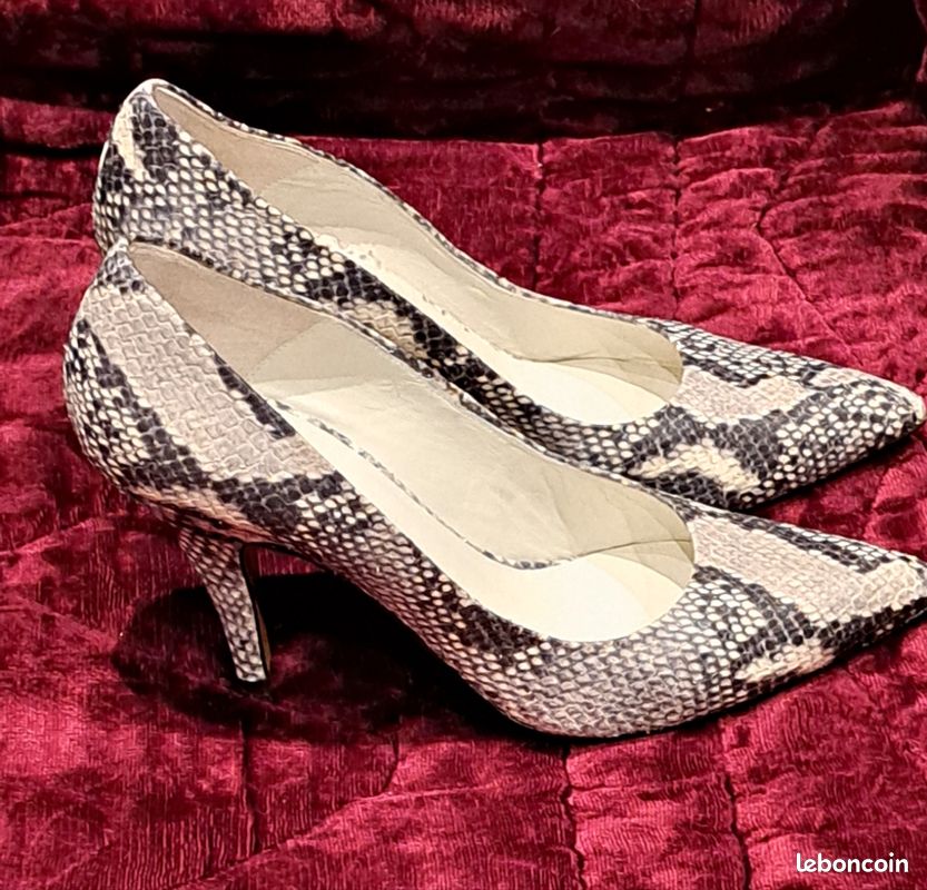 Escarpins à Talons En Simili Python - Pointure 39, Gris - Neufs Sans Emballage D'origine