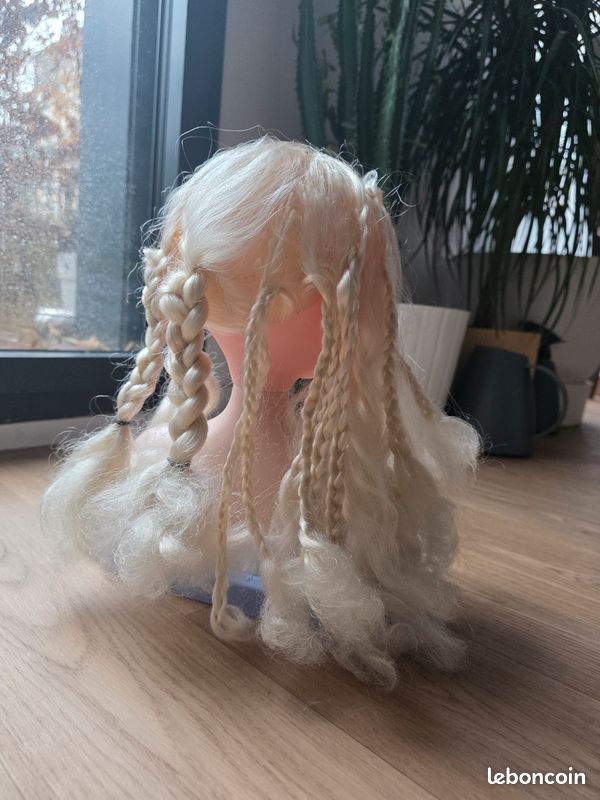 Tête à coiffer Elsa Reine des Neiges (image 4)
