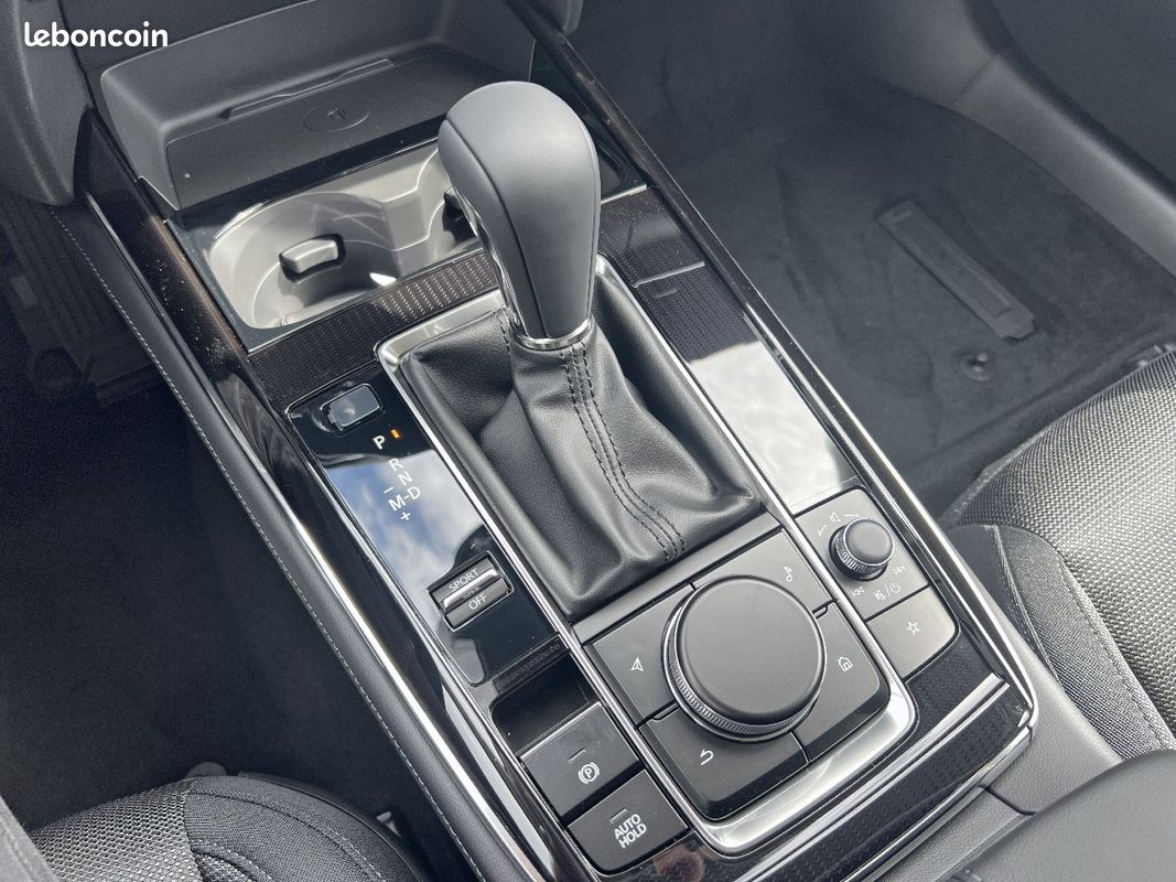 MAZDA CX-30 2.0L e-SKYACTIV X M Hybrid 186 ch 4x2 BVA6 Centre-Line (image 13)