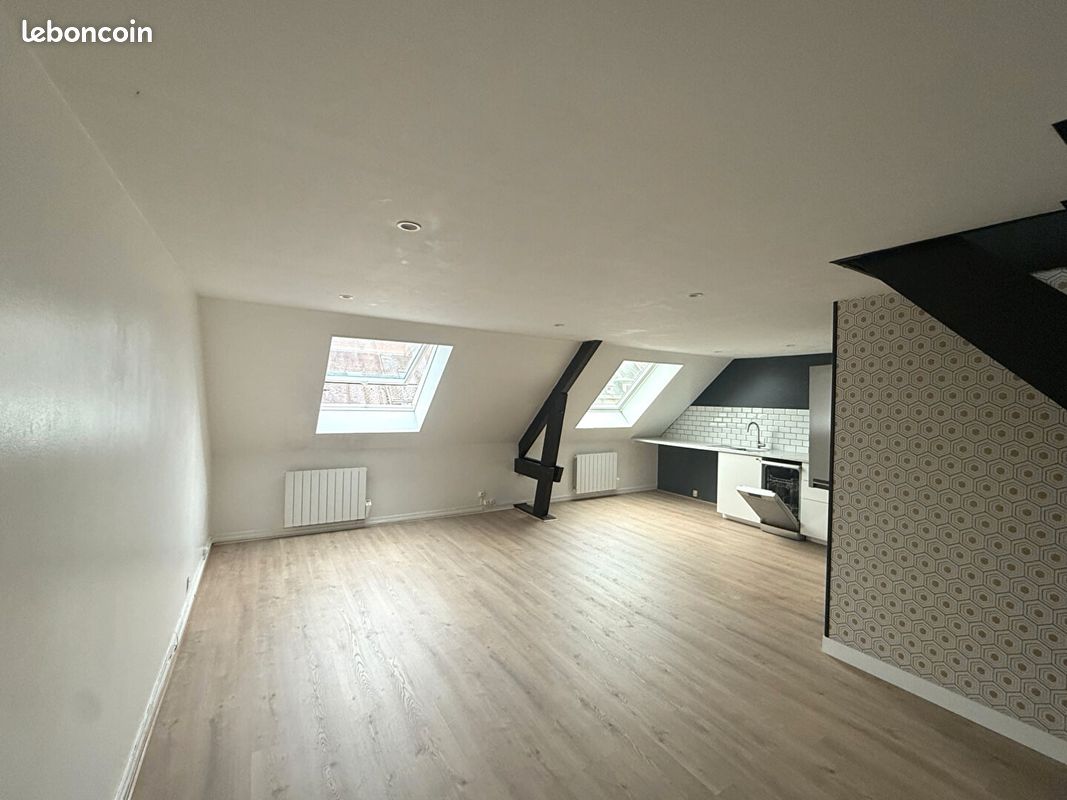 Appartement 2 pièces 51 m² · à Charleville-Mézières · 51 m² · 595 €