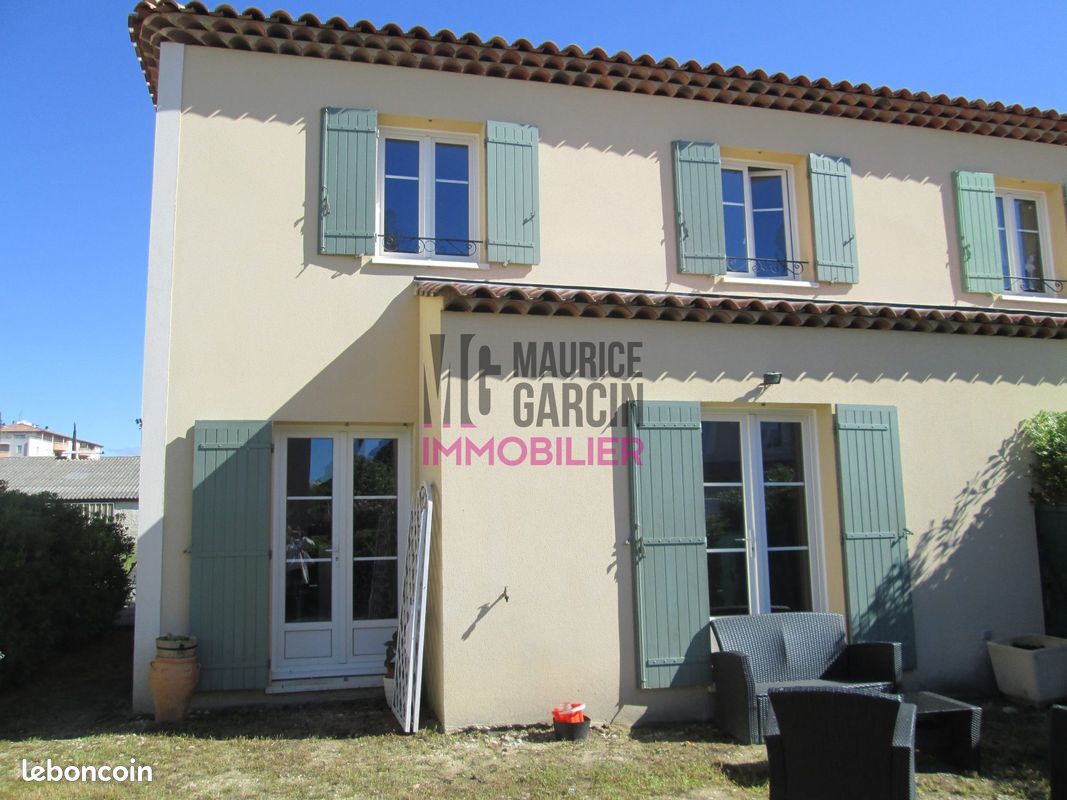 Maison 4 pièces 96 m² · à Carpentras · 96 m² · 895 €