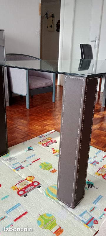 Table en verre (image 3)