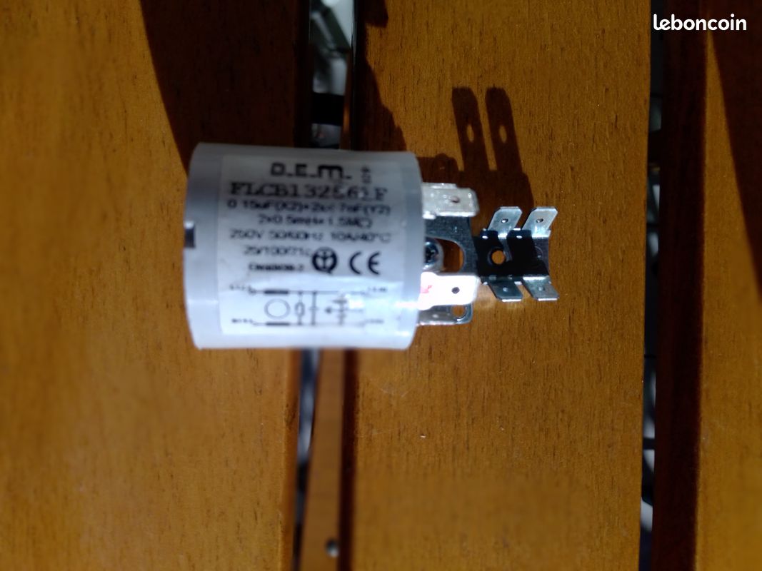 Pièces lave linge BRANDT WTD 1073F Malice A (image 4)