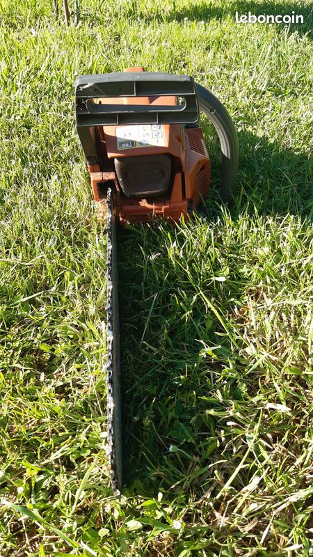 Tronçonneuse husqvarna 136 pour piece 30 euros (image 3)