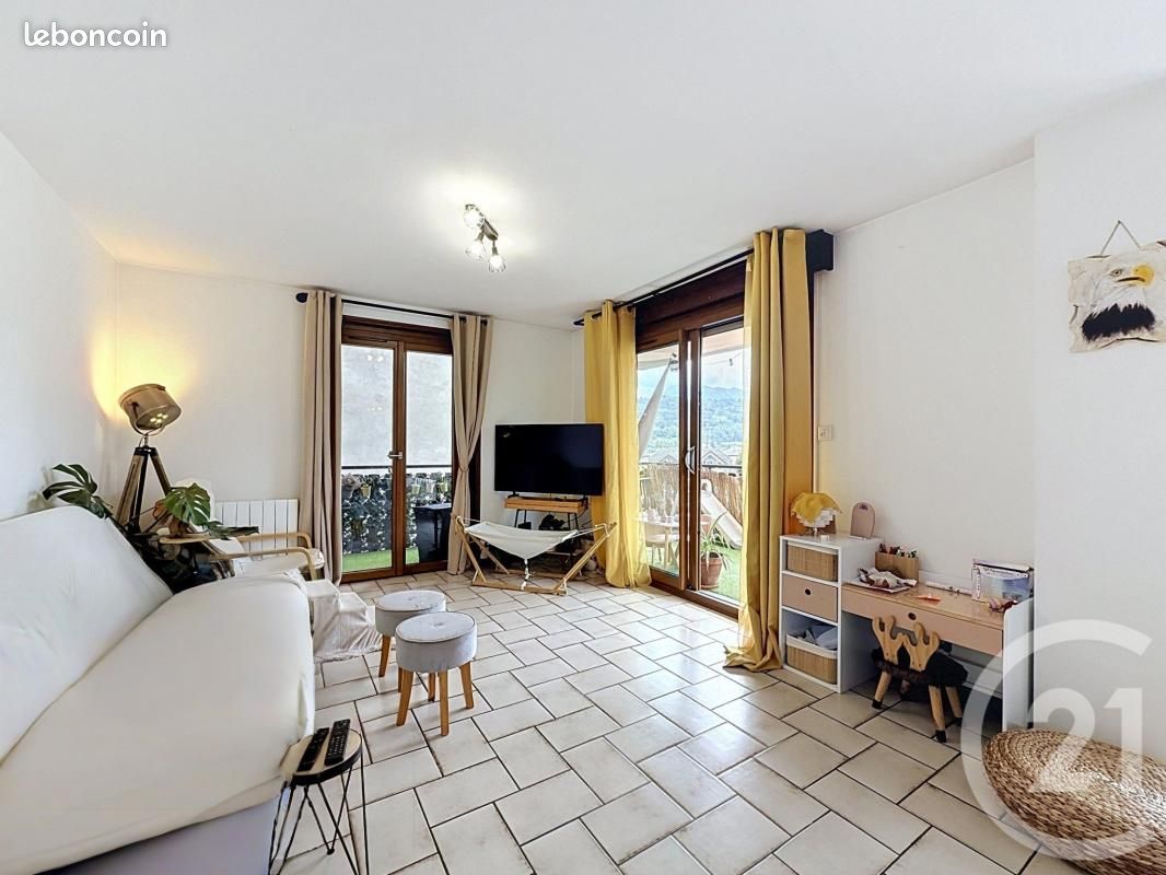 Appartement 4 pièces 98 m² · à Taninges · 98 m² · 346 500 €