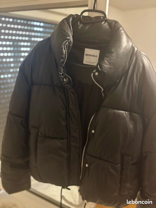 Veste bershka comme neuve - jamais portée (image 3)