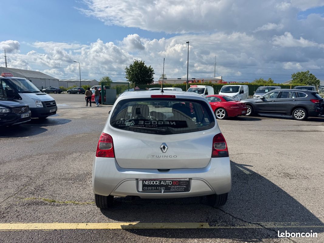 RENAULT TWINGO II Authentique 1.2i 60 CV 160000 KM 02/2008 CLIMATISATION VITRES ÉLECTRIQUES (image 6)