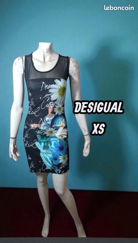 Robe Desigual manches longues taille XS (34) - Vêtements