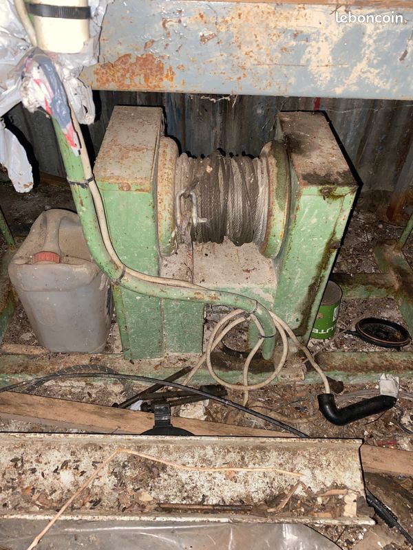 Treuil électrique en 220 V de Maçon (image 1)