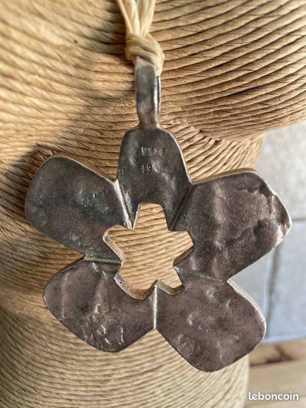 Parure Biche de bere (bracelet et pendentif) (image 2)