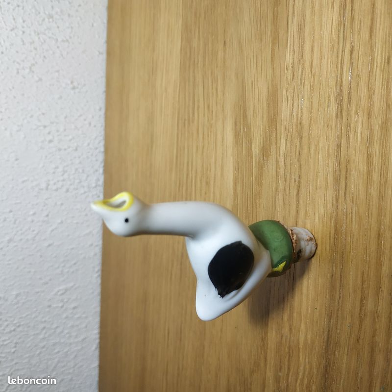 DECO VINTAGE. Bec verseur. Oie en porcelaine (image 3)