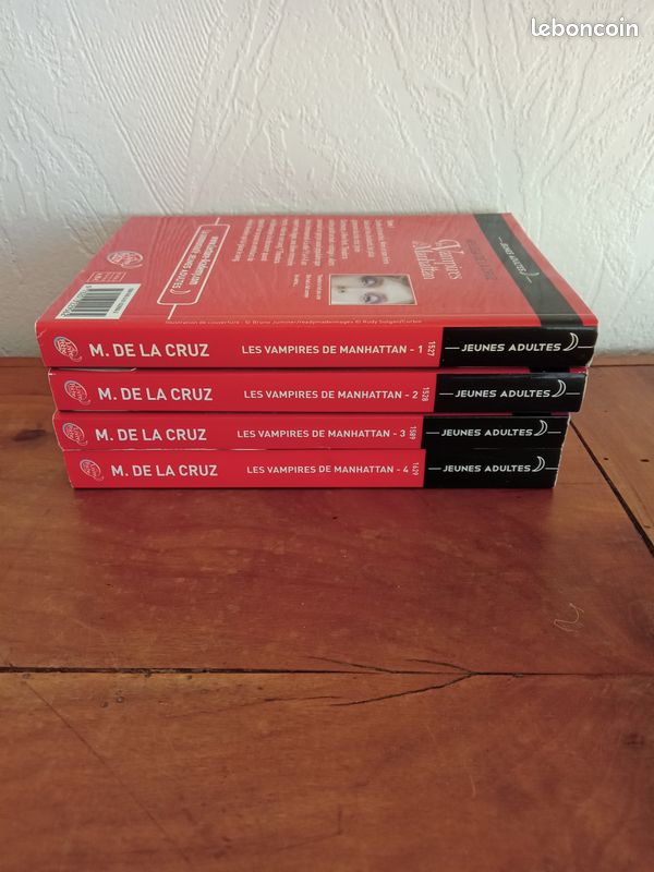 1 lot de 4 tomes les vampires de Manhattan Melissa de la Cruz (image 2)