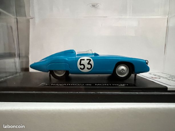 Voitures miniatures de tourisme en édition limitée