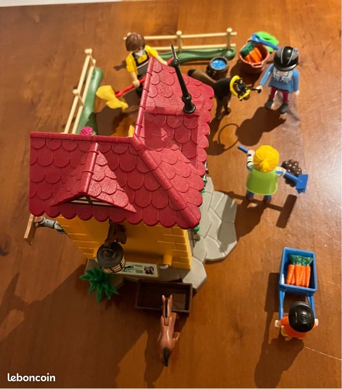 Playmobil country 70501 + 70505 box et poneys (image 4)