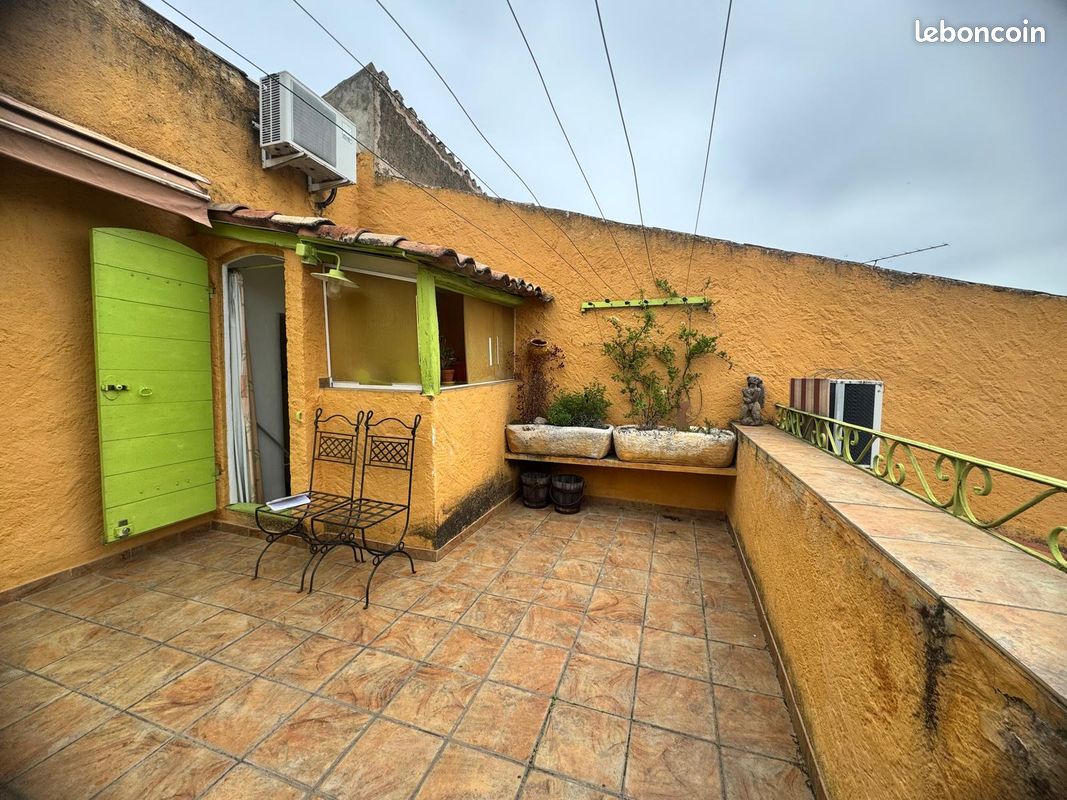 Maison 8 pièces 183 m² · à Jouques · 183 m² · 377 400 €