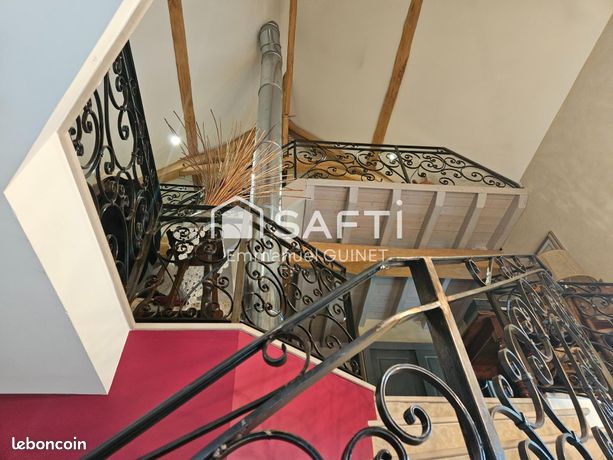 Propriété 4 pièces 138 m²