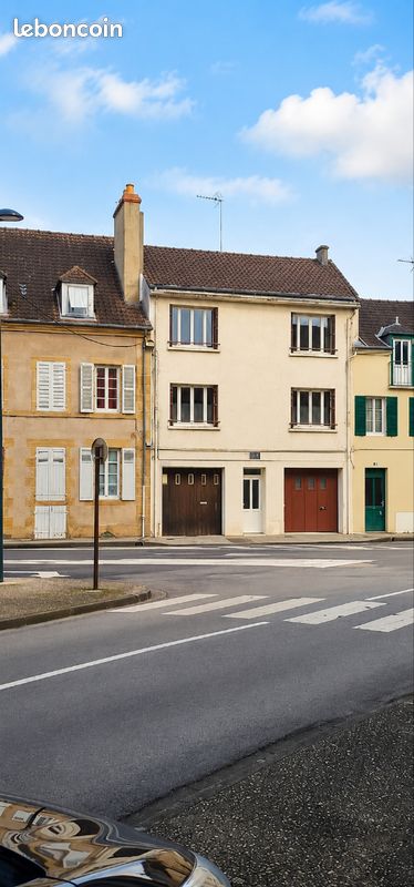 Maison 6 pièces 157 m² · à Moulins · 157 m² · 159 000 €