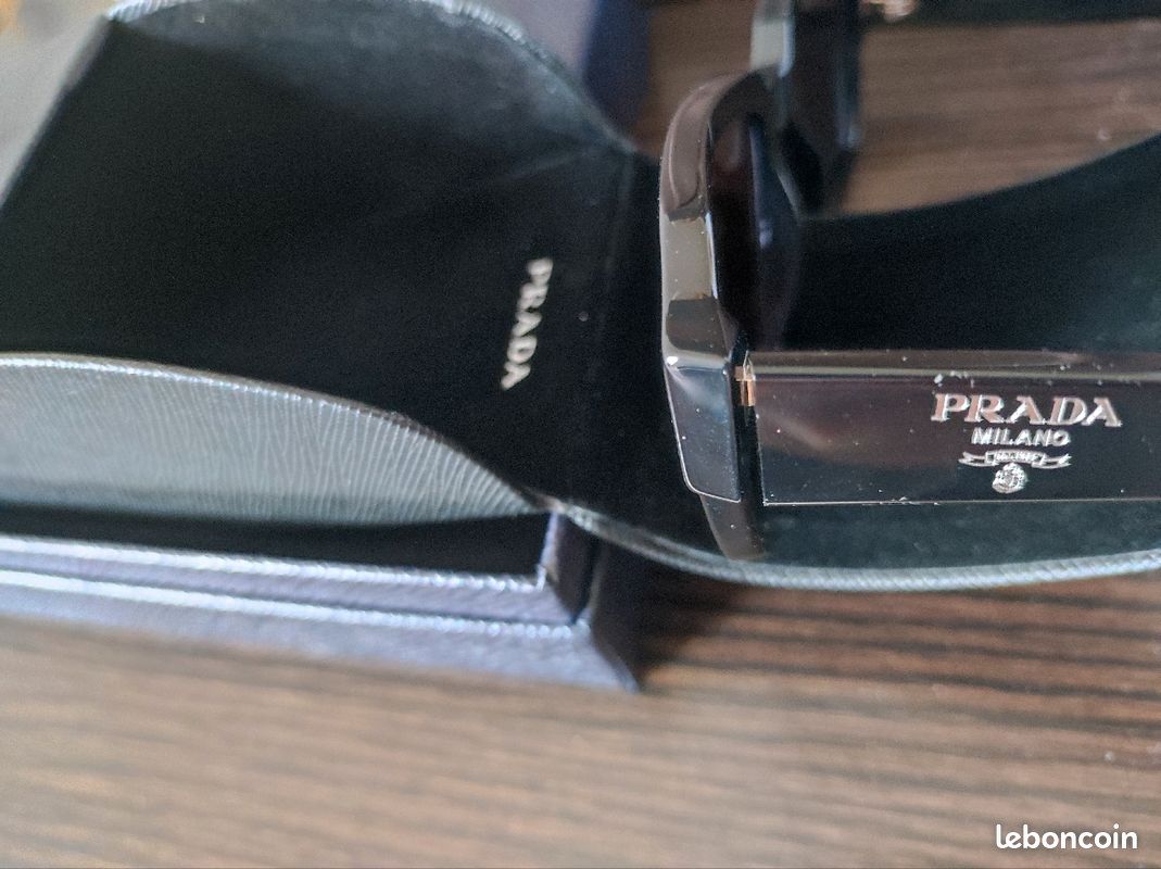 Lunettes de soleil Prada Eyewear (image 2)