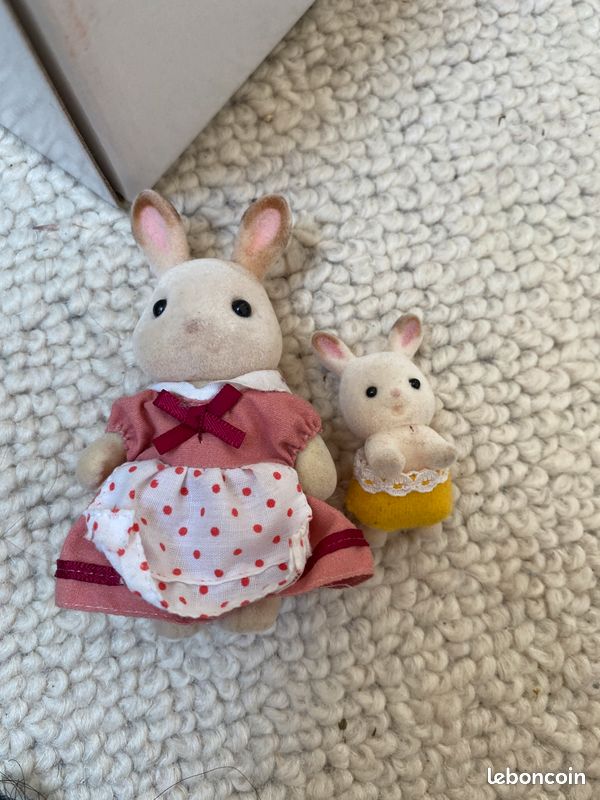 Chambre sylvanian avec accessoires et sylvanian (image 3)