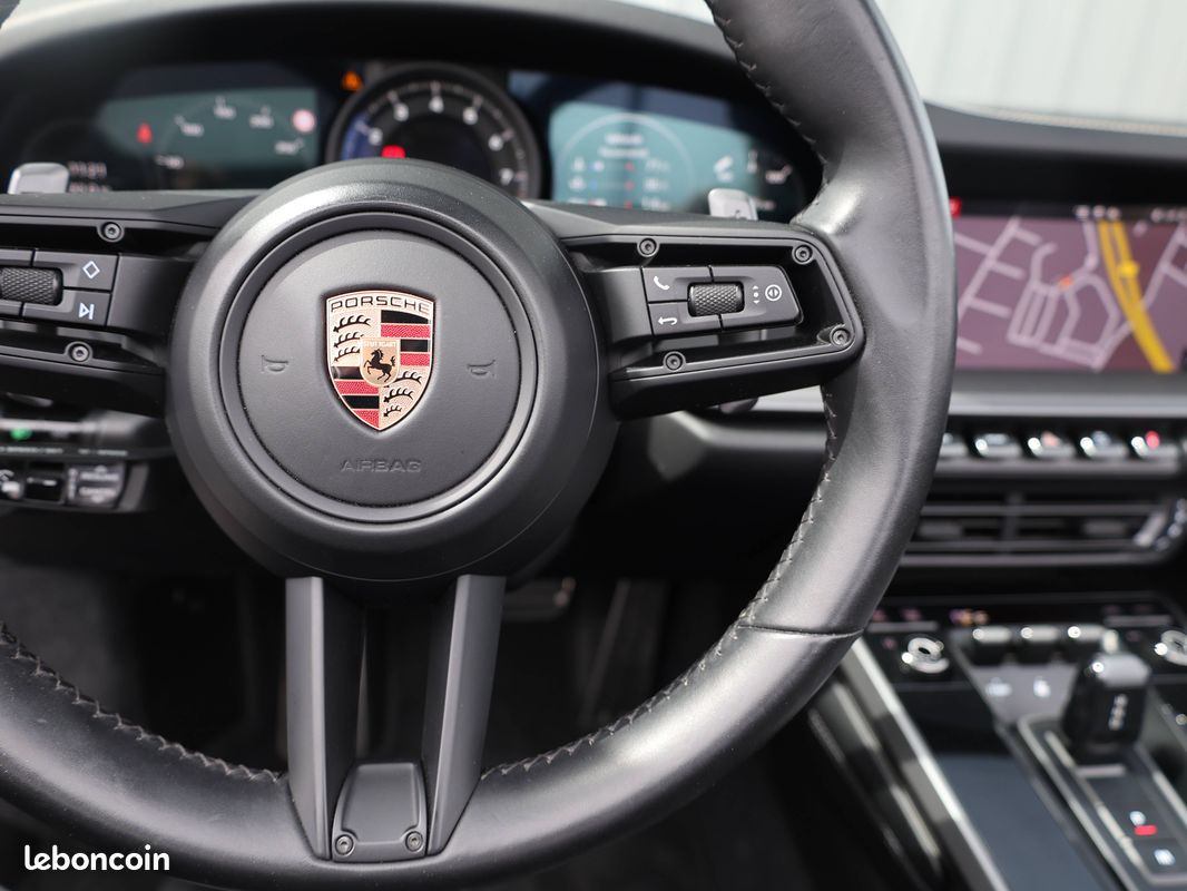 PORSCHE 911 Carrera 4S Cabriolet 3.0i 450 PDK (image 10)