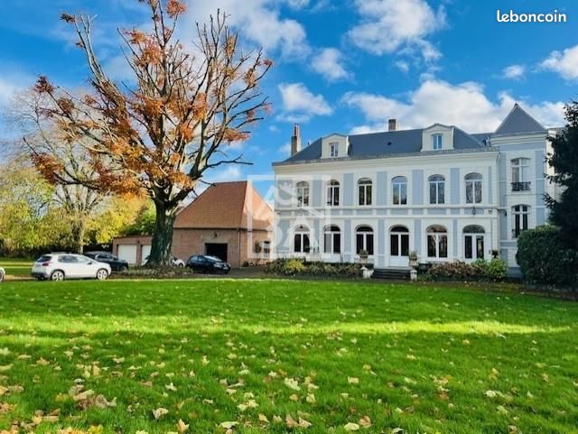 Maison 16 pièces 448 m² · à Ruitz · 448 m² · 820 000 €