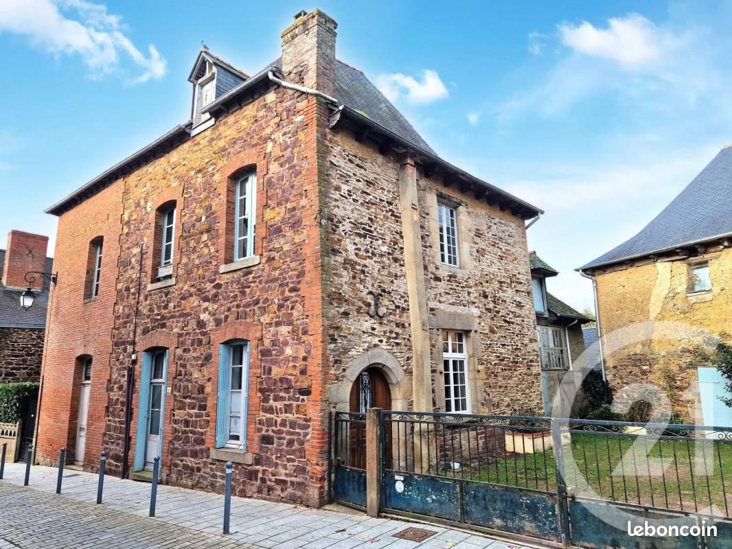 Maison 6 pièces 114 m² · à Saint-Méen-le-Grand · 114 m² · 190 000 €