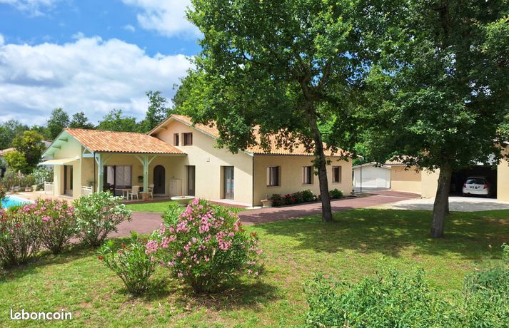 Propriété/ villa 7 pièces 177m² le pian médoc