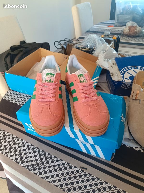 Chaussures adidas (image 1)