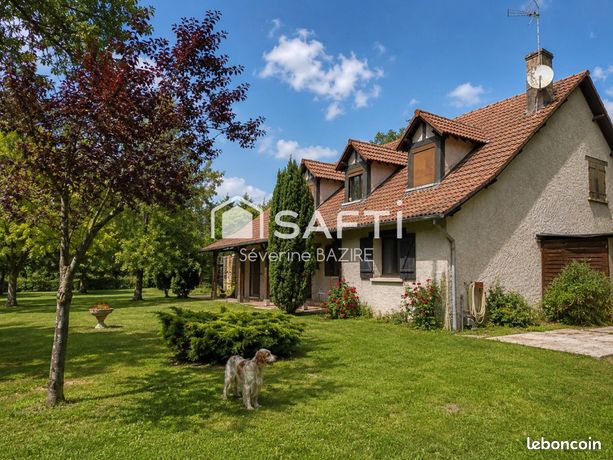 Propriété 8 pièces 210 m²