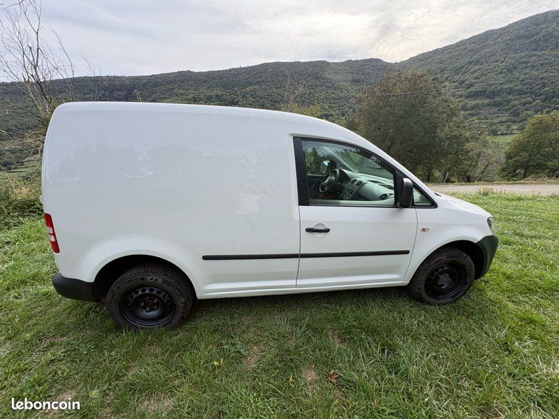 Volkswagen Caddy 4x4 (image 2)
