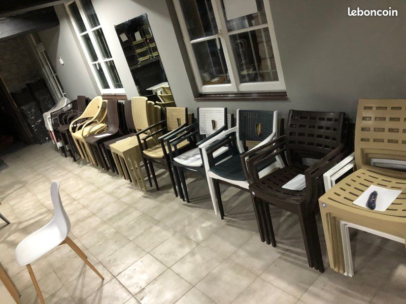 Vente chaises & tables (image 9)