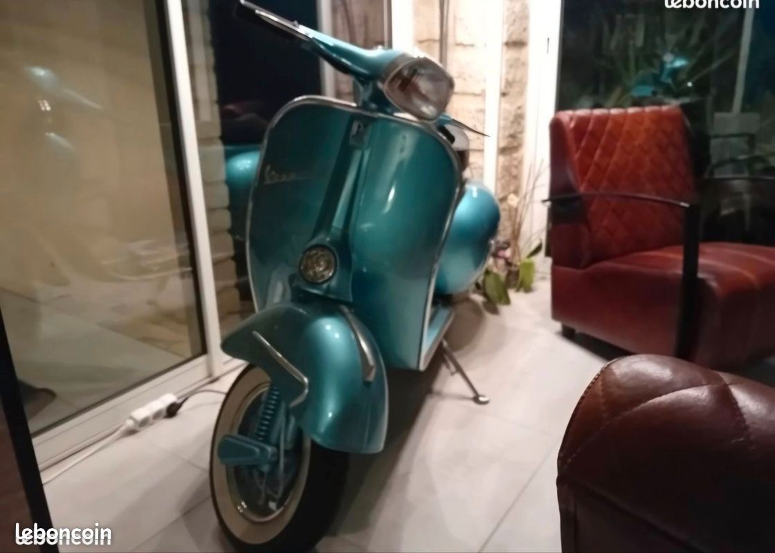 Superbe Vespa 125 restauré (image 3)