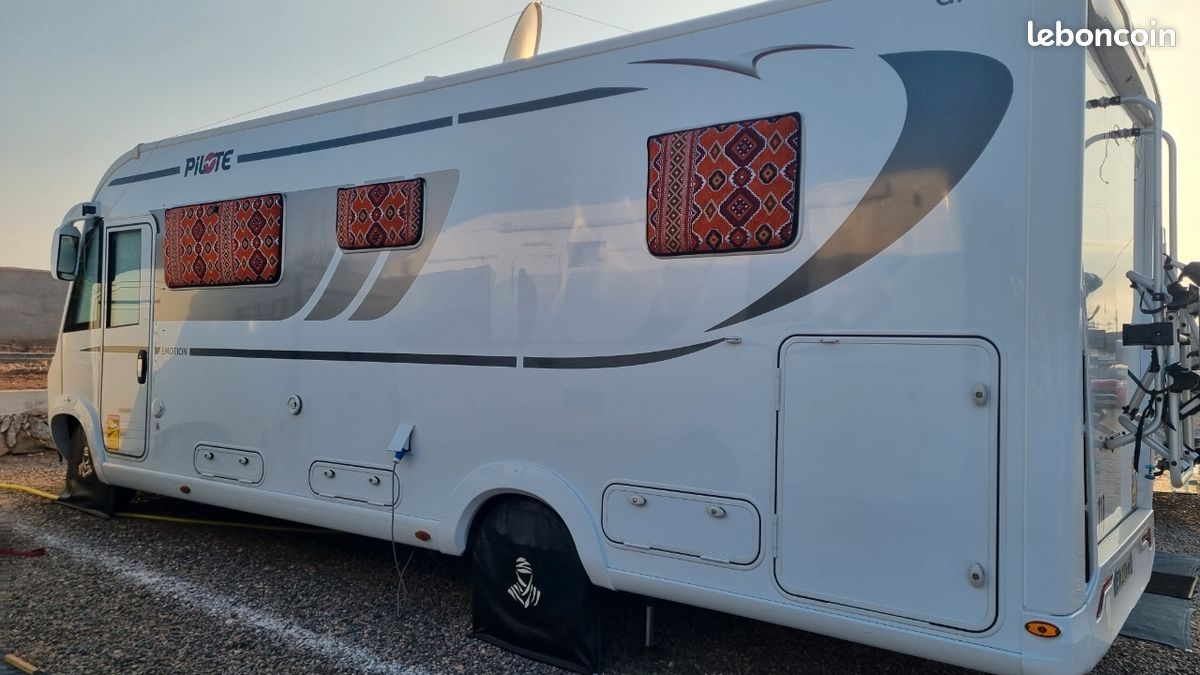 Camping car poids lourd PILOTE G781 Émotion 4T500 BVA parfait état et tout l'équipement (fin d'activité de camping-cariste) (image 7)
