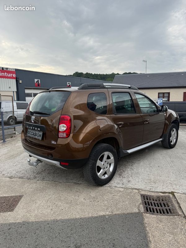 DACIA DUSTER 1.5dci 85 2eme main tres propre (image 7)