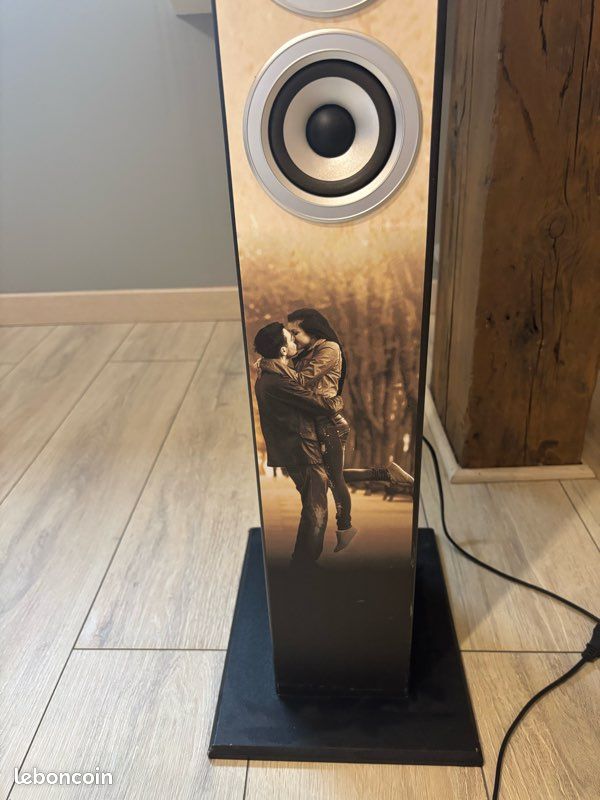 Enceinte big ben tour multimédia Paris - Enceinte sans fil bluetooth (image 2)