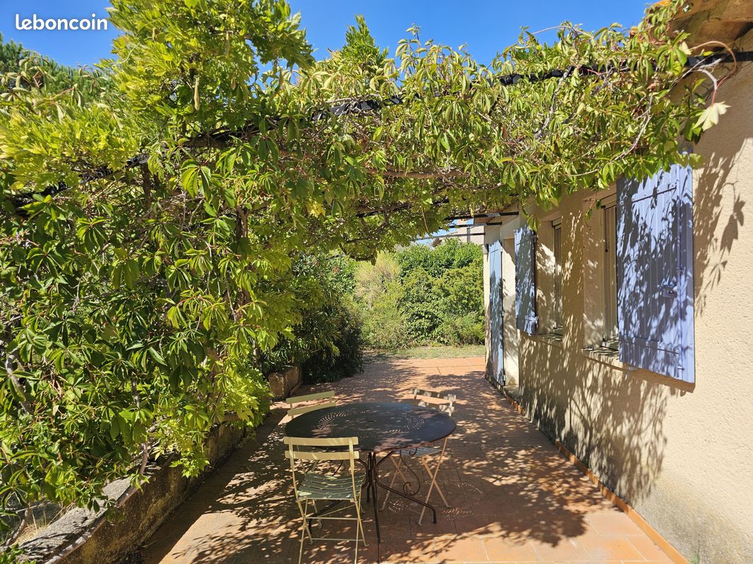 Maison 3 pièces 96 m² · à Puyvert · 96 m² · 374 000 €