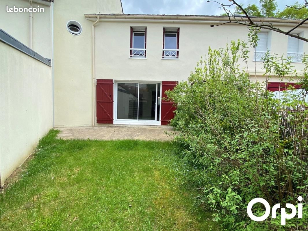 Maison 4 pièces 81 m² · à Montigny-le-Bretonneux · 81 m² · 1 990 €/mois