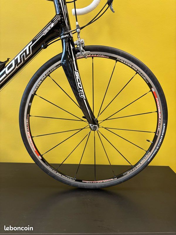 Scott CR1 team (image 4)