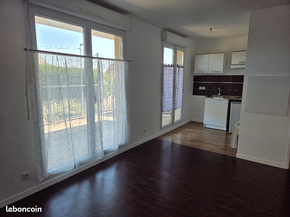 Appartement 1 pièce 28 m² · à Mantes-la-Ville · 28 m² · 90 000 €