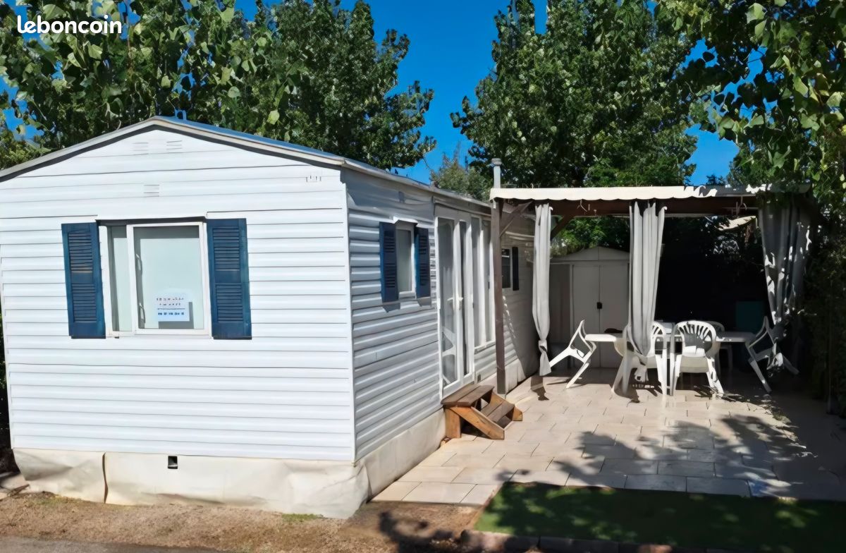 Terrain 24 m² · à Fréjus · 24 m² · 25 000 €